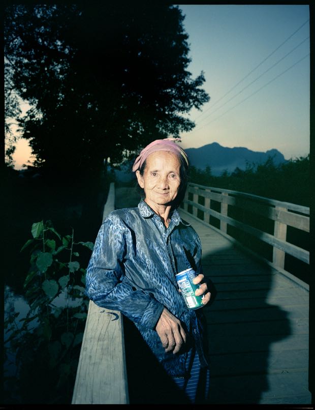 LAO2.jpg